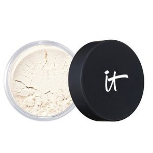 NEW it cosmetics Bye Bye Pores Translucent Powder